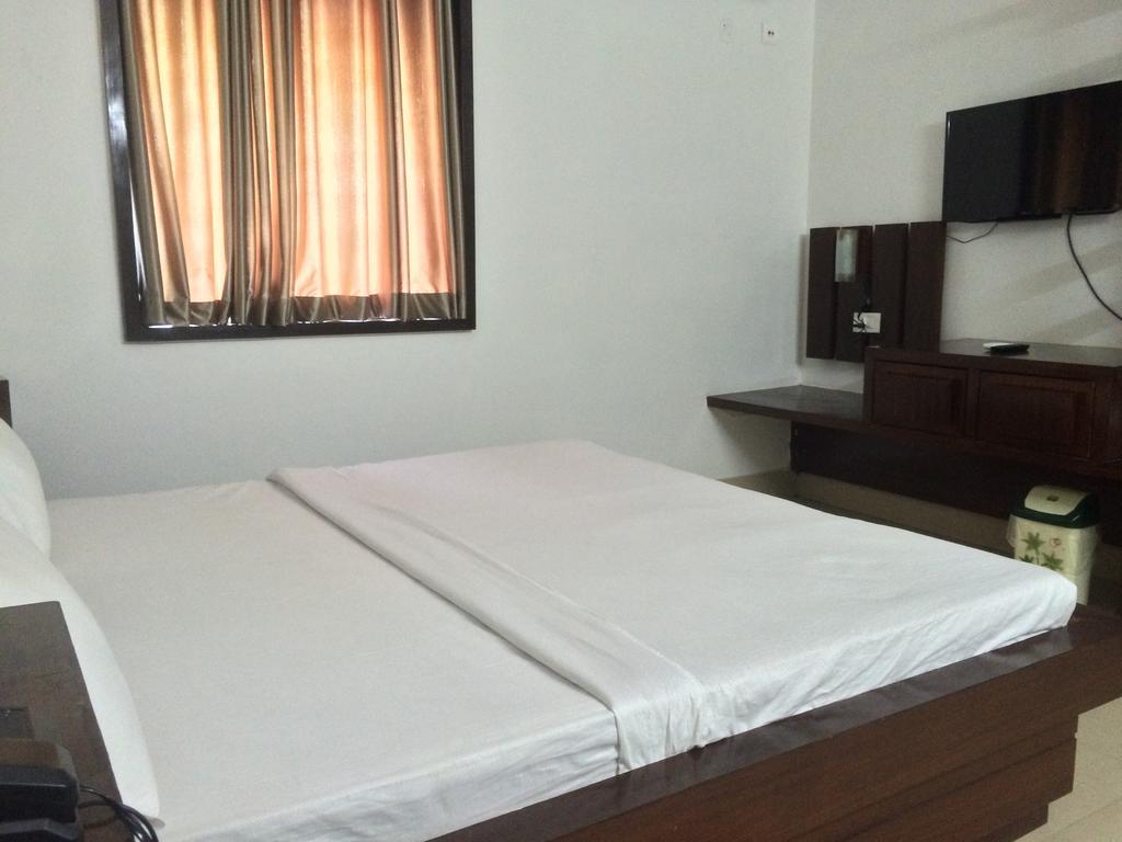 Hotel Rasoi Inn Биласпур Номер фото